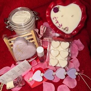 Heart-Shaped Candle and Bath Set